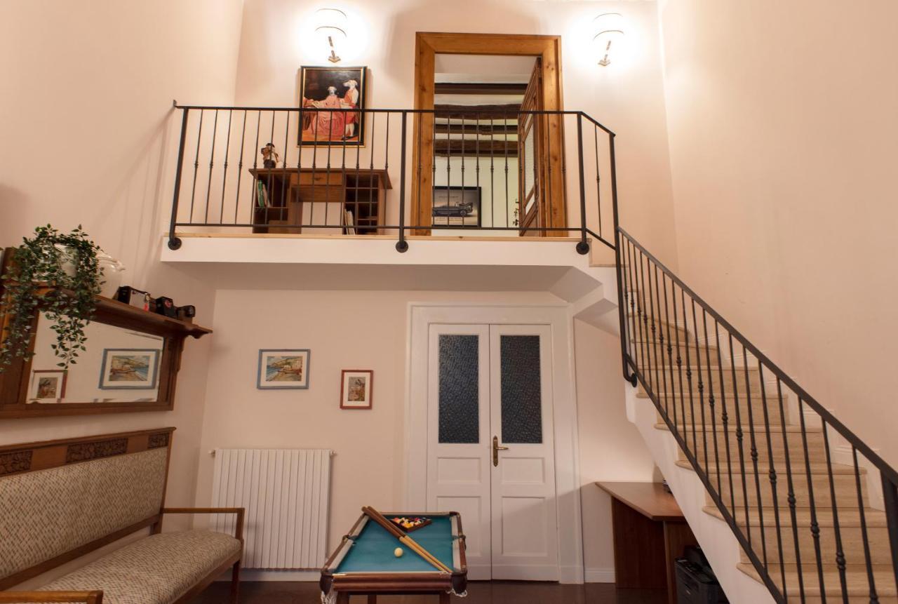 דירות נאפולי Casa Donna Aiuola מראה חיצוני תמונה